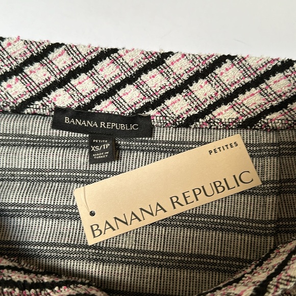 Banana Republic Petite Pencil Skirt - Picture 4 of 6